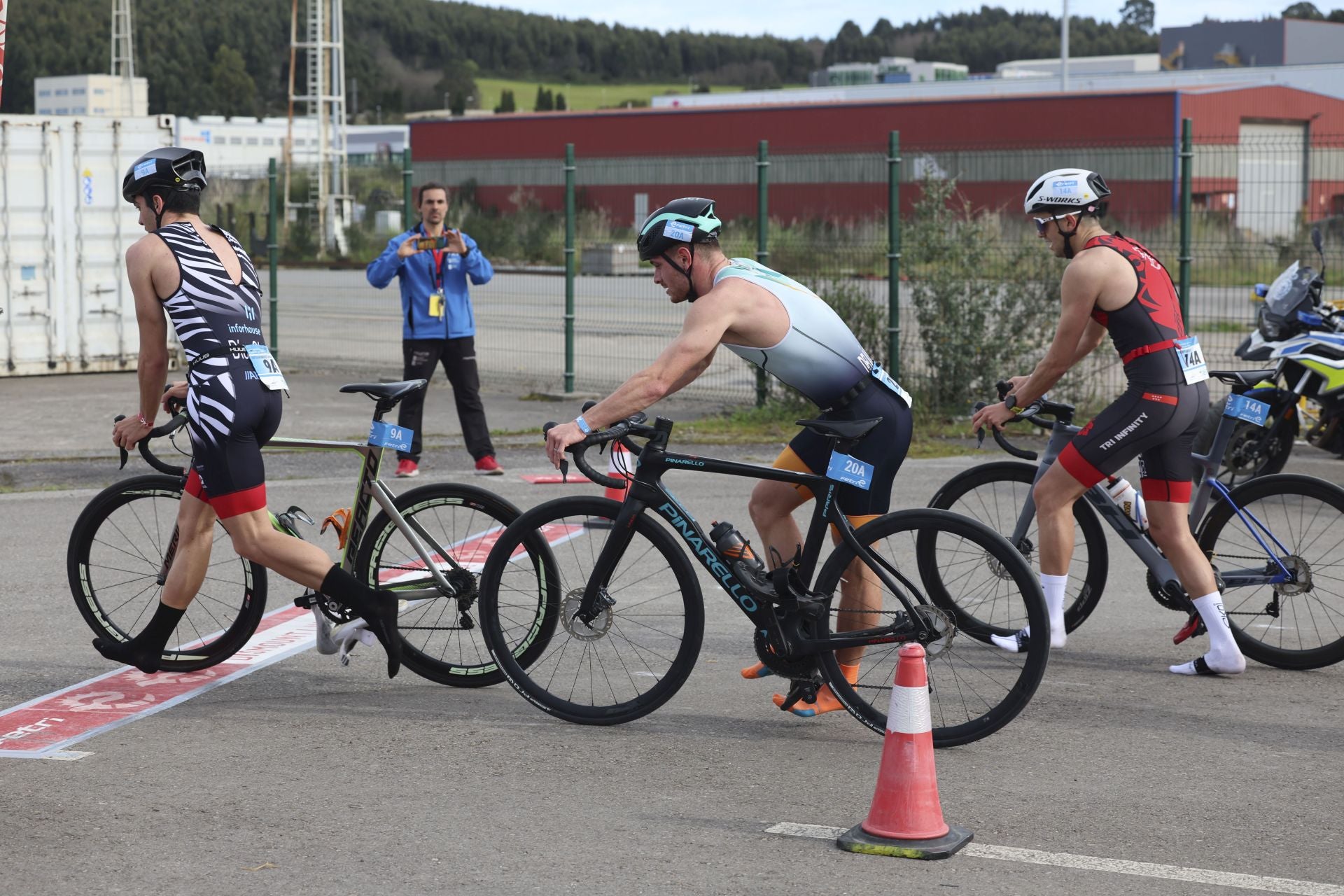 Avilés vibra con el Duatlón: las mejores fotos
