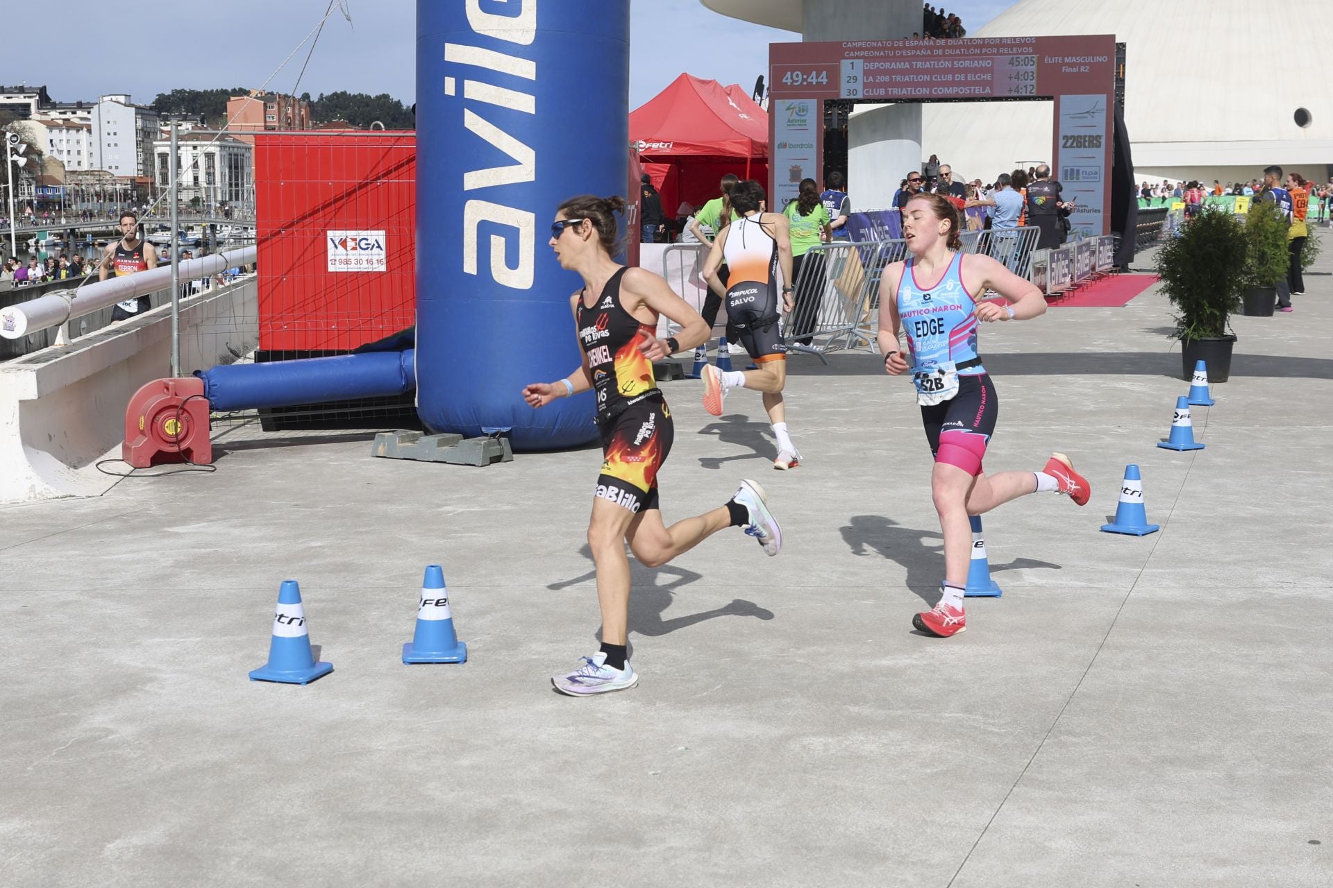 Avilés vibra con el Duatlón: las mejores fotos