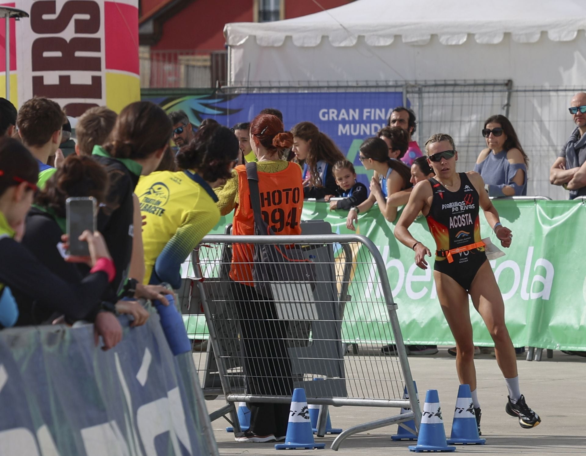 Avilés se llena de duatletas: las fotos de la competición