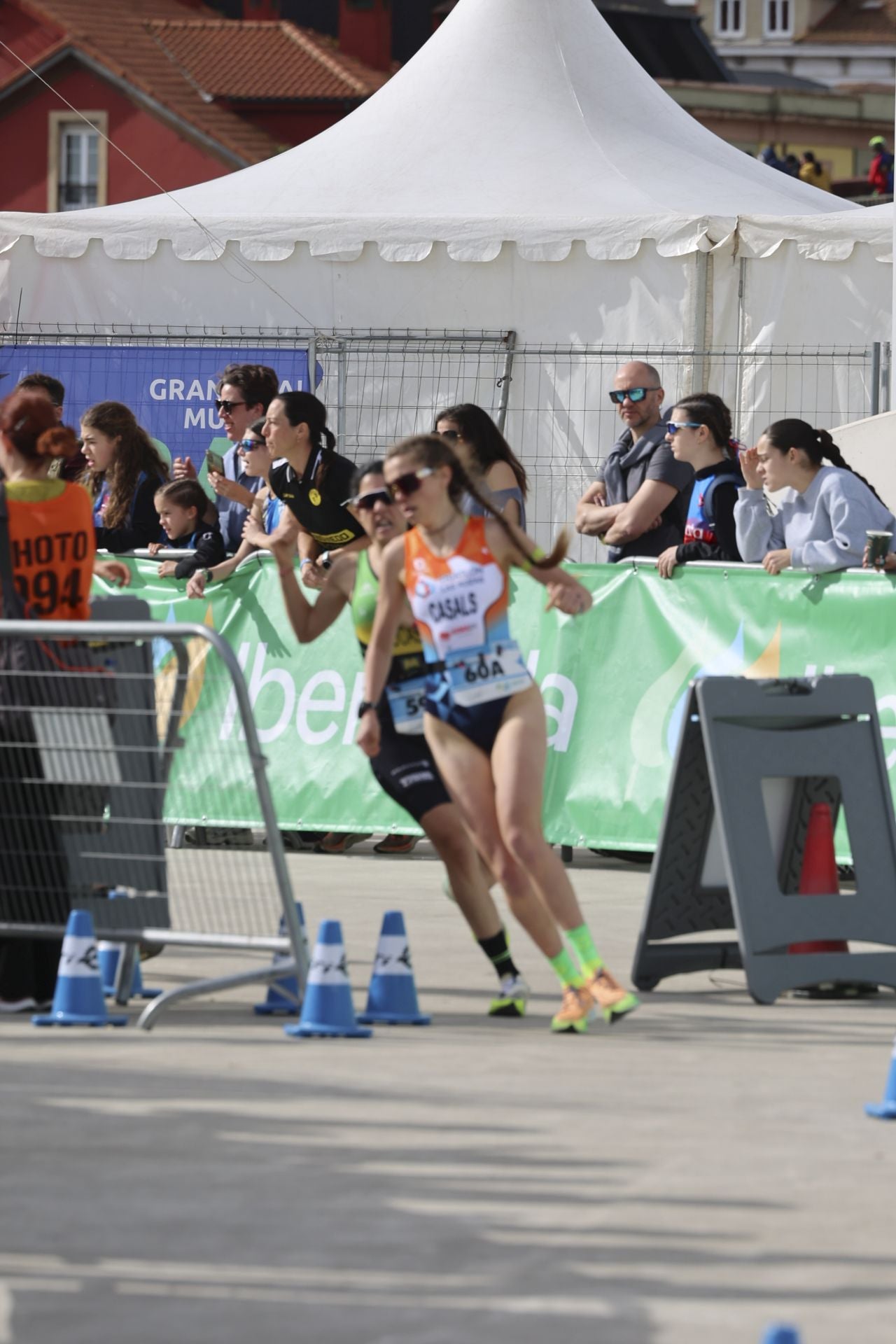 Avilés se llena de duatletas: las fotos de la competición