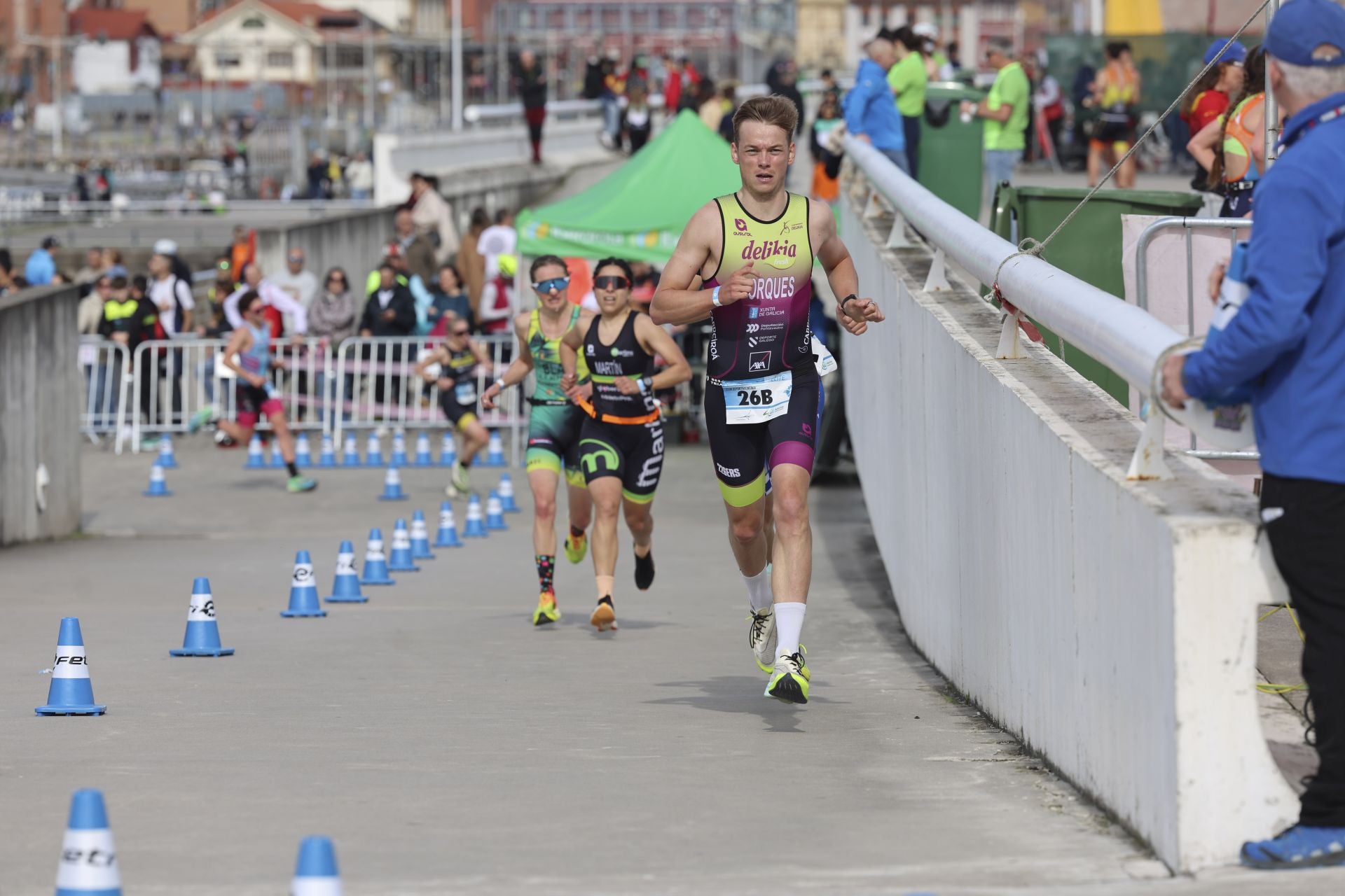 Avilés se llena de duatletas: las fotos de la competición