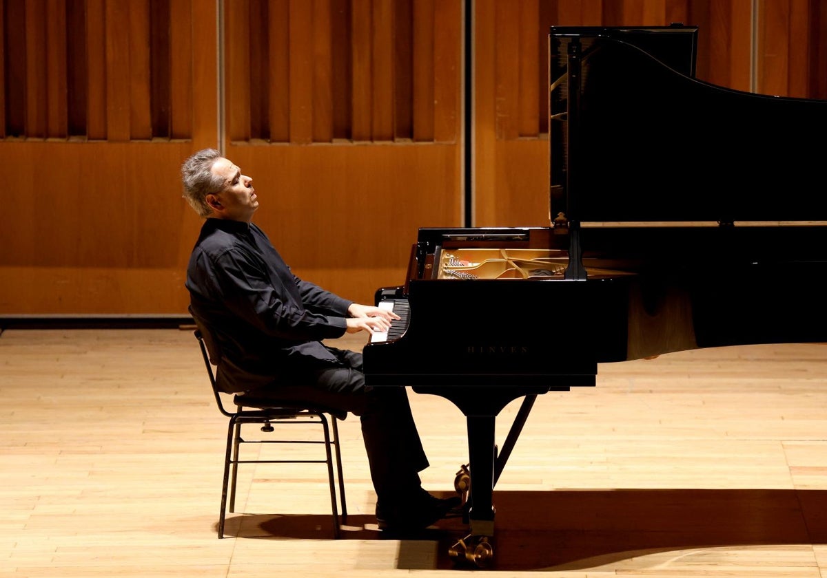 Arcadi Volodos, durante su actuación en el Auditorio de Oviedo.