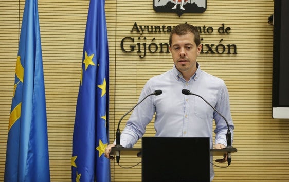 Javier Suárez Llana.