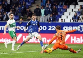Masca, en el partido de la temporada pasada entre el Real Oviedo y el Elche.
