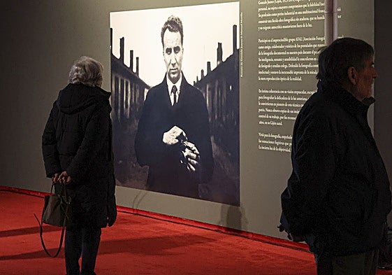La Sala de Fotografía del Centro Niemeyer de Avilés acoge la nueva exposición de Gonzalo Juanes.