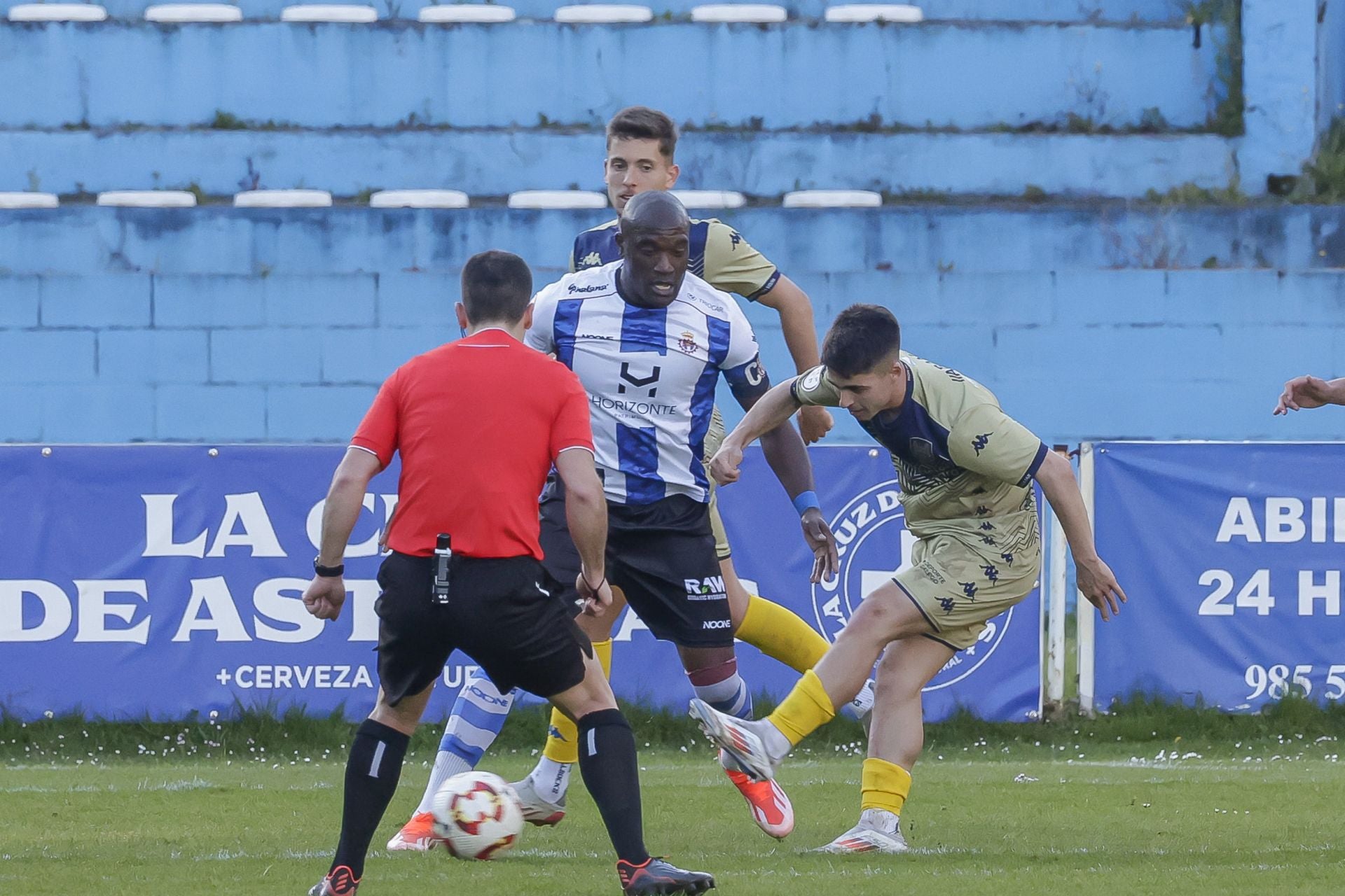 Las mejores imágenes del Real Avilés 1-0 Pontevedra