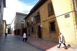 La travesía de Schulz, con la placa de la calle a la derecha.