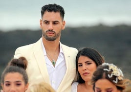 Asraf Beno y su pareja Isabel Pantoja.