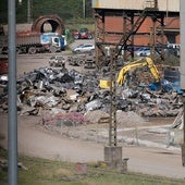 Chatarra en las instalaciones de Arcelor, que ya recicla acero en sus procesos.