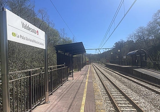 El apeadero de Valdesoto en Siero, donde lo pararan los trenes semidirectos