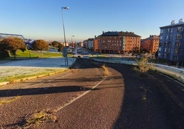El antiguo vial de la AS-II a La Corredoria, pendiente de su apertura.