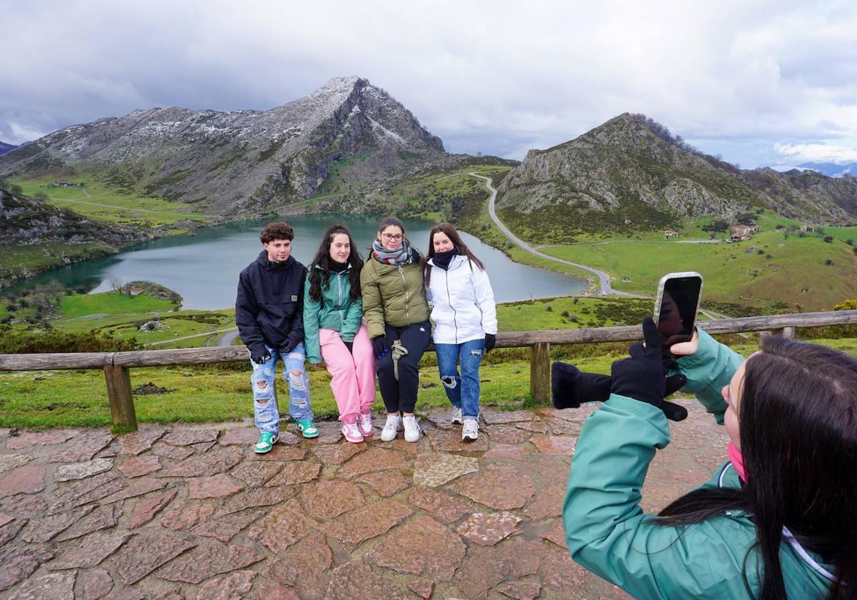 Plan de transporte a los Lagos de Covadonga: el horario de los autobuses