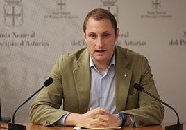 Adrián Pumares, portavoz de Foro en la Junta, este viernes .