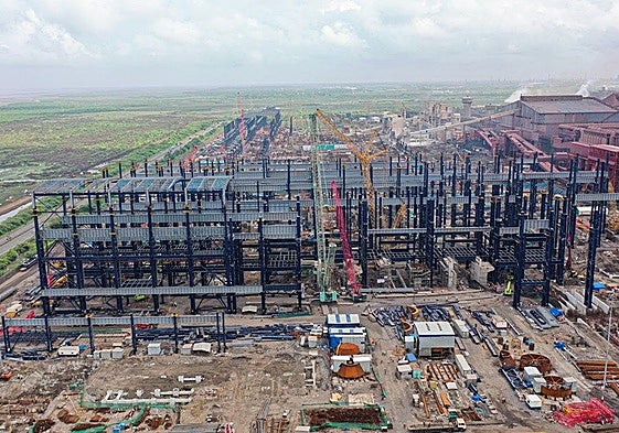 Obras de la expansión de la megaplanta de Gujarat, en India, compartida por Arcelor y Nippon Steel.