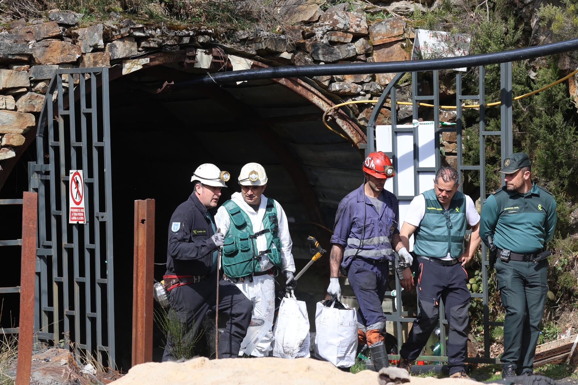 Las imágenes de la inspección de la Guardia Civil en la mina de Cerredo