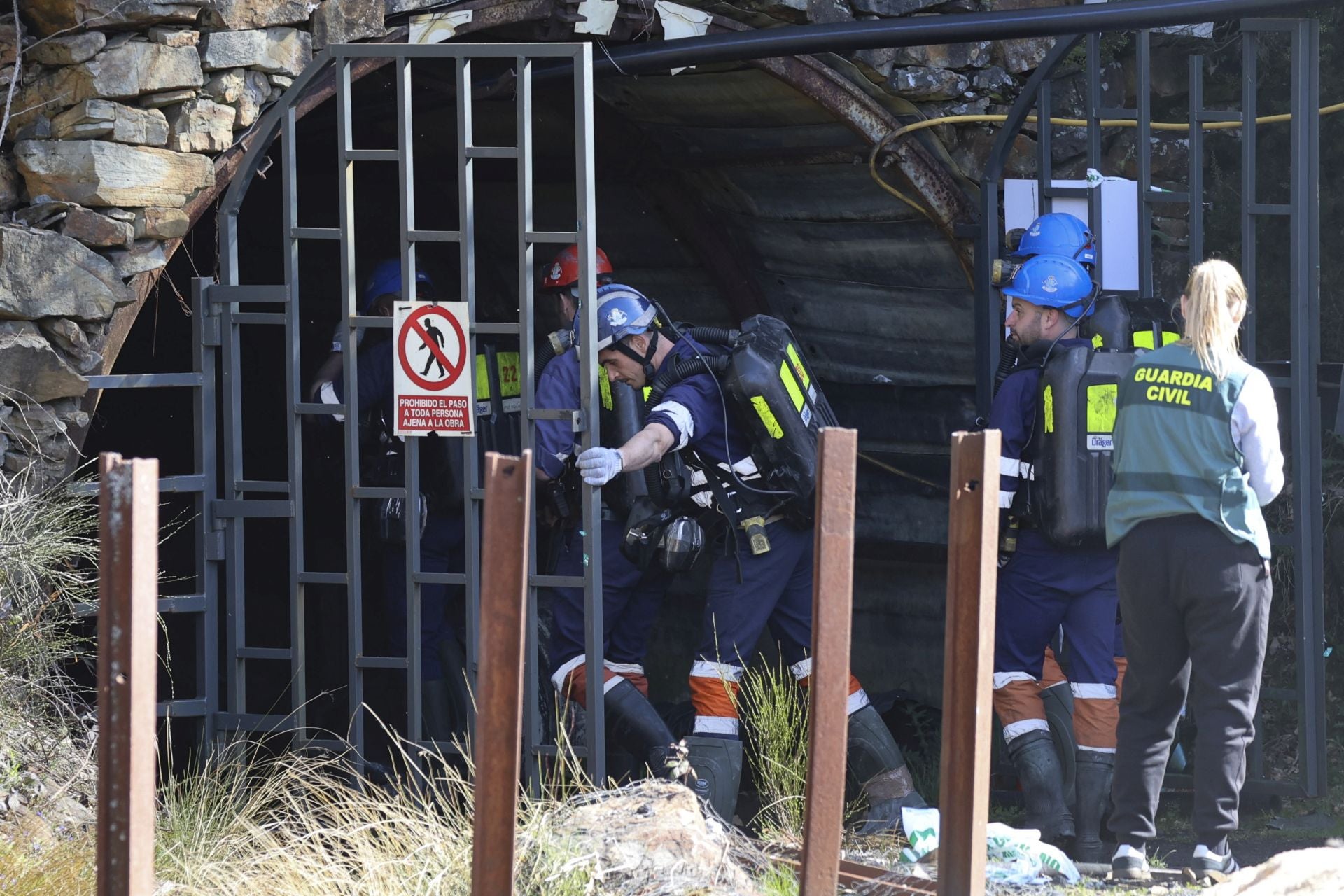 Las imágenes de la inspección de la Guardia Civil en la mina de Cerredo