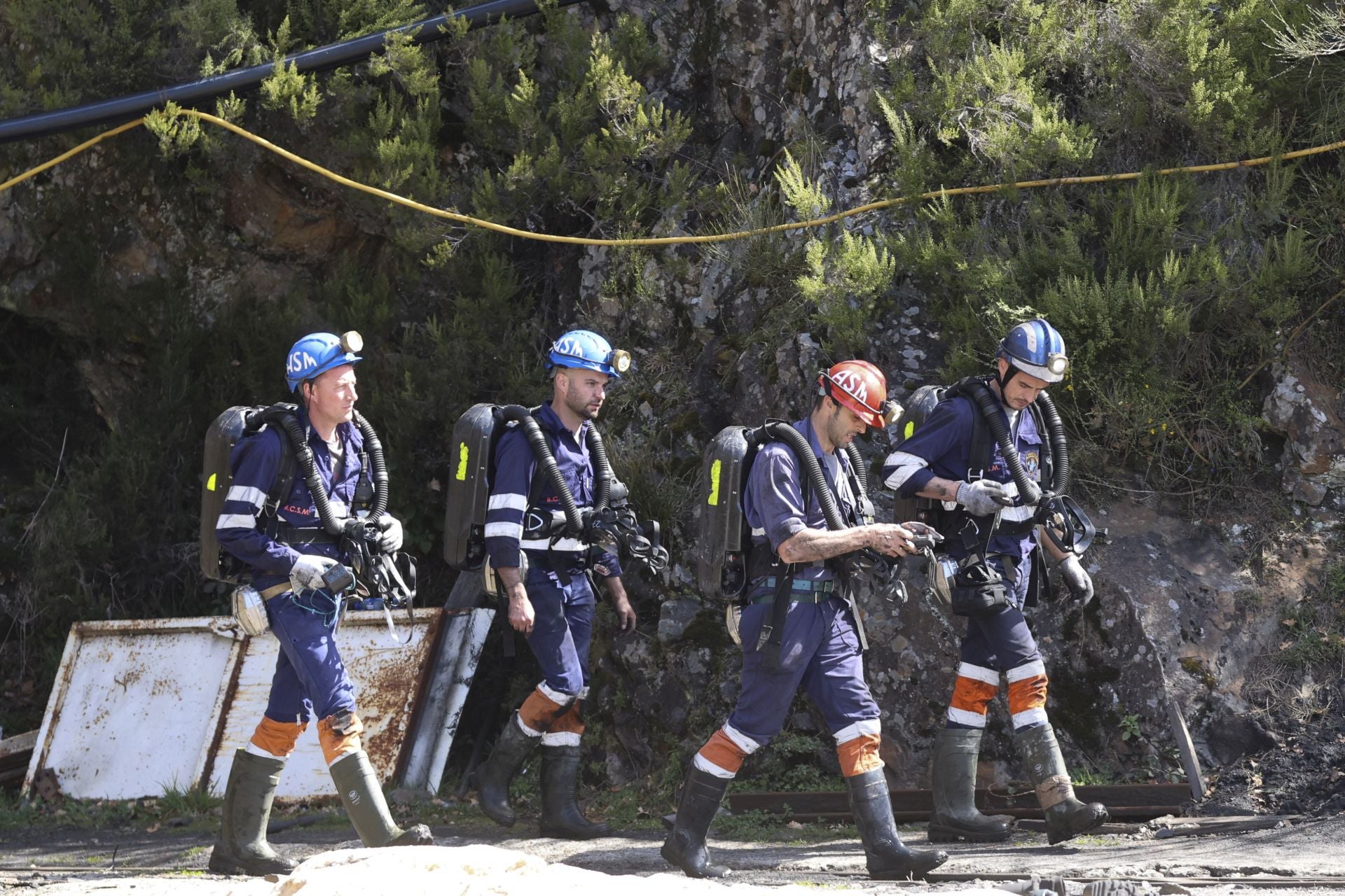 Las imágenes de la inspección de la Guardia Civil en la mina de Cerredo