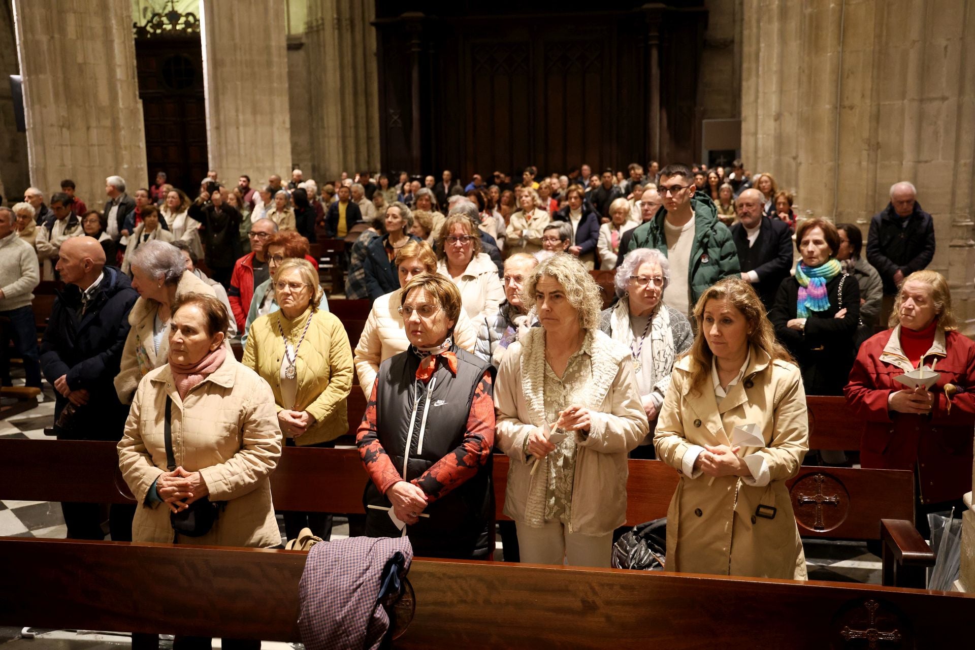Vía Crucis del Arciprestazgo de Oviedo, en imágenes
