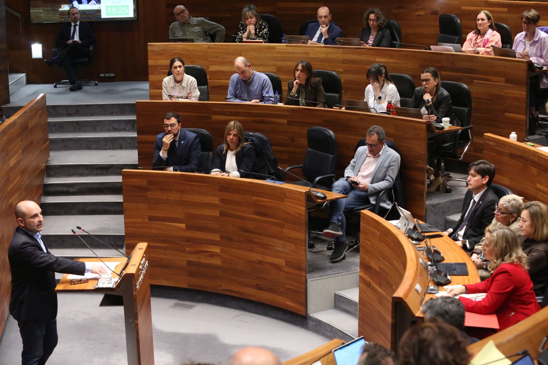 Las imágenes del Pleno que acabó con la dimisión de Belarmina Díaz