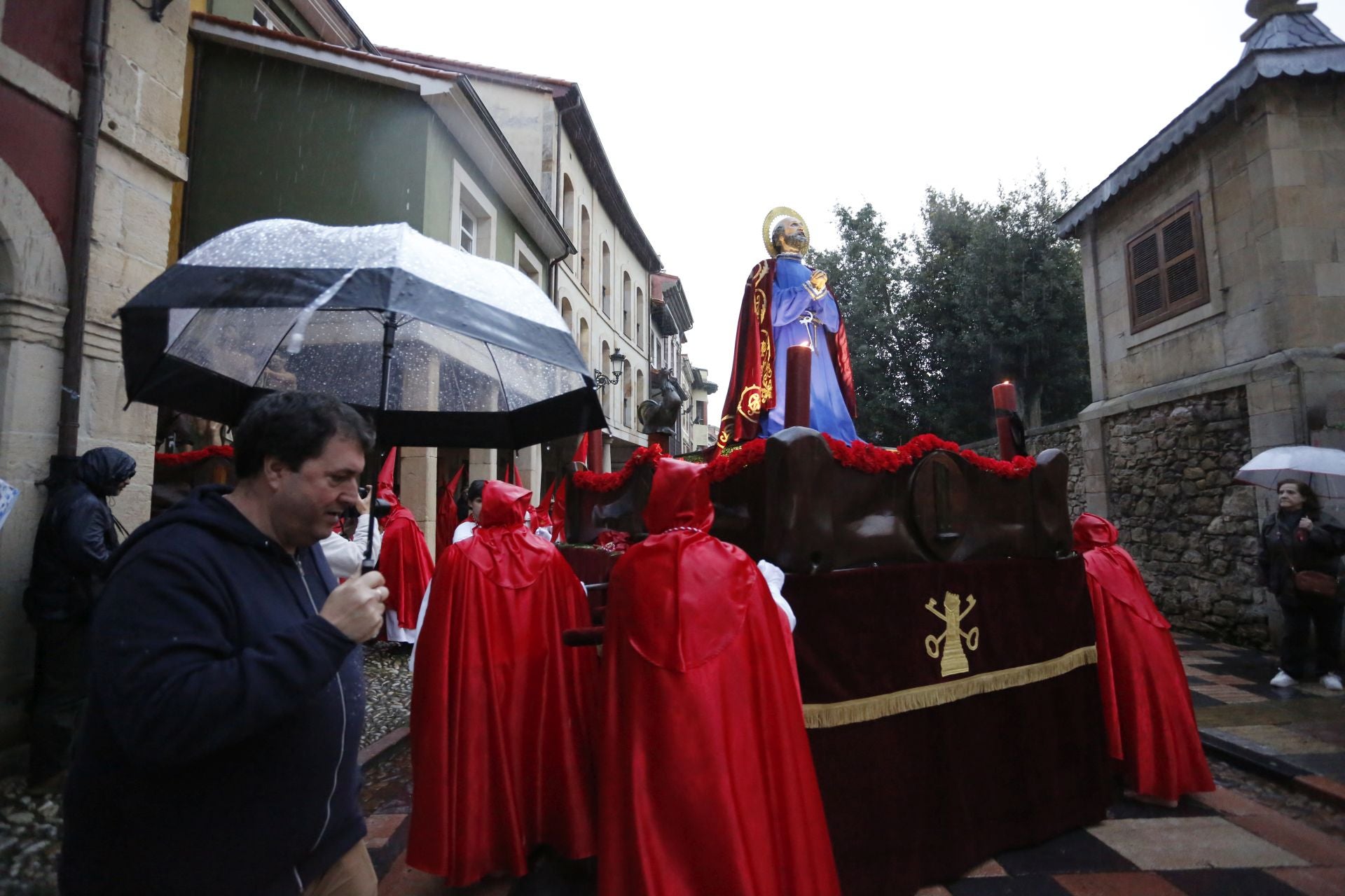 Procesión de San Pedro en Avilés