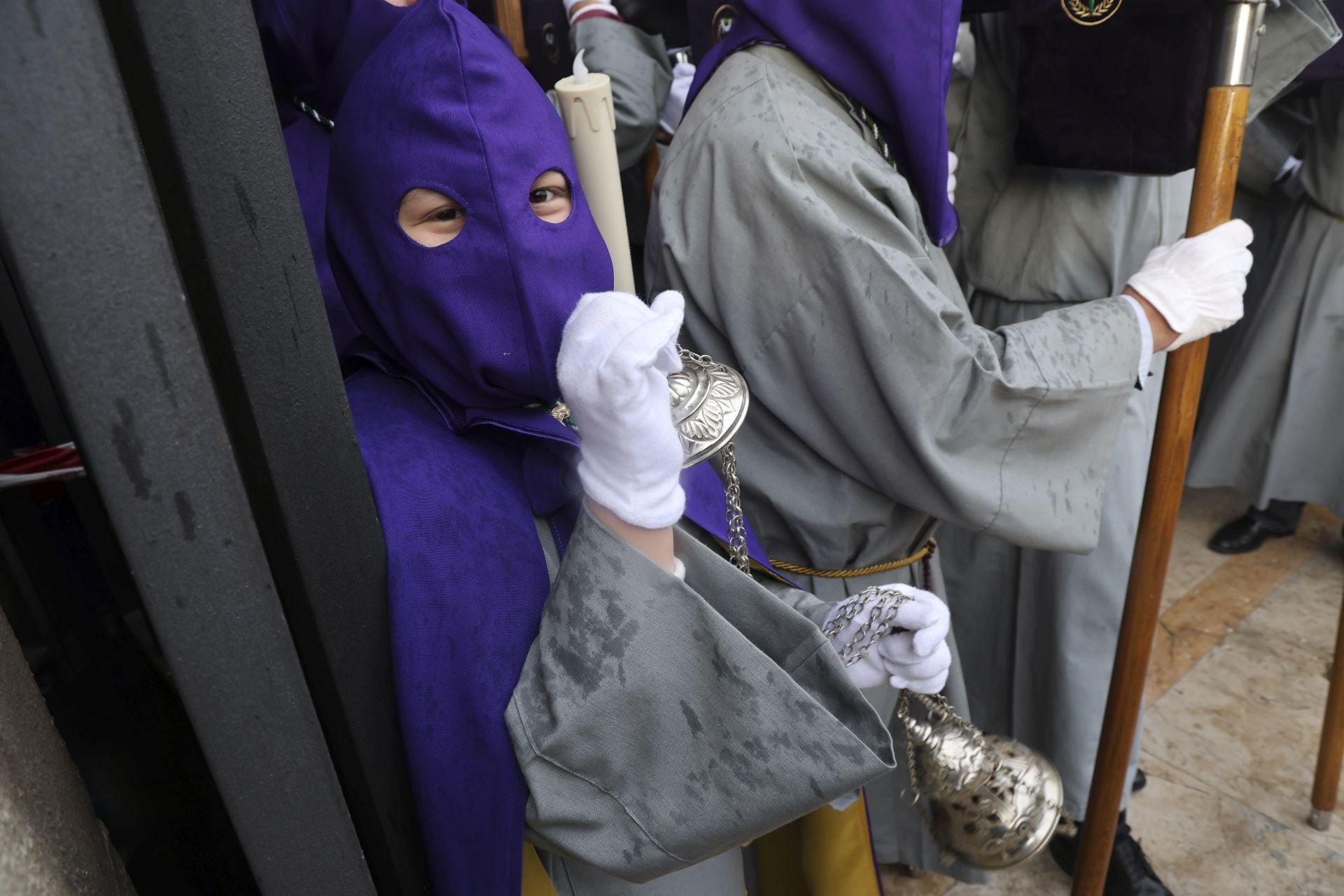 La lluvia obliga a cancelar la procesión del Silencio en Gijón