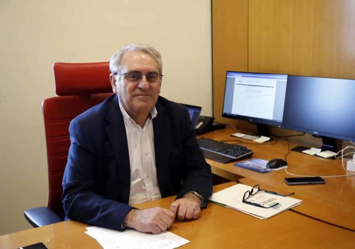 Ramón García Cañal, en su despacho de Emulsa, en una imagen de archivo.