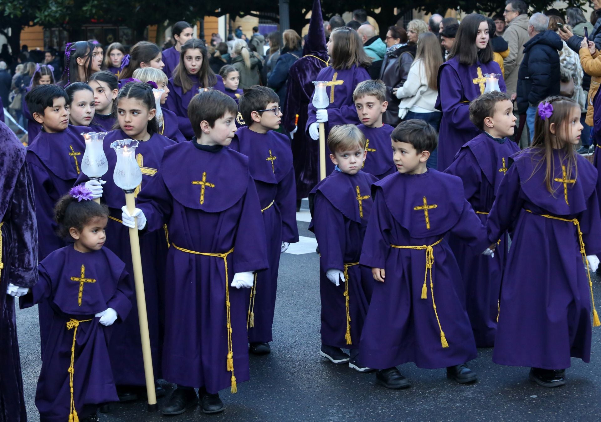 Procesión de la Hermandad y Cofradía de Nuestro Padre Jesús Nazareno de Oviedo