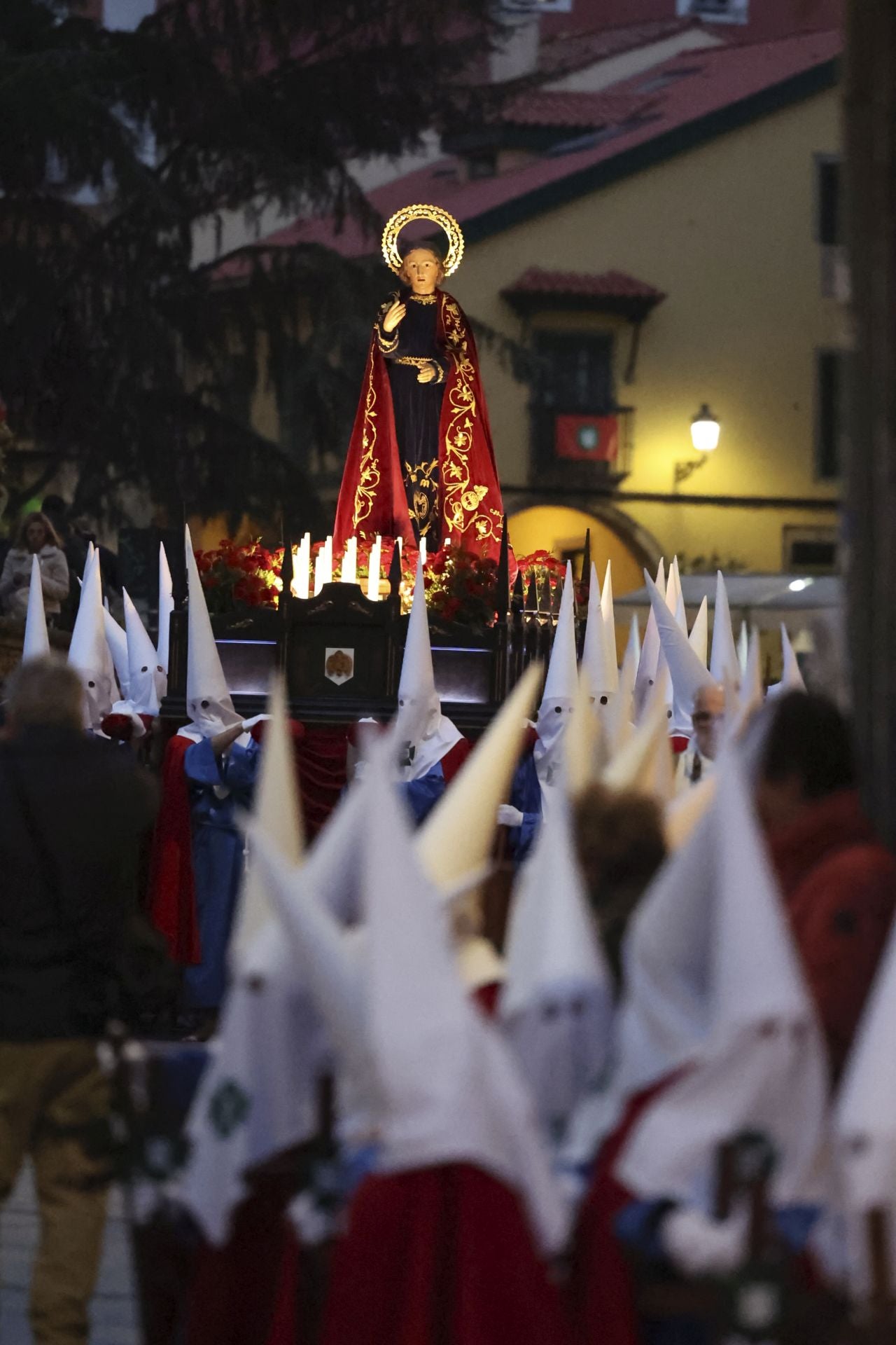 Procesión del Encuentro en Avilés