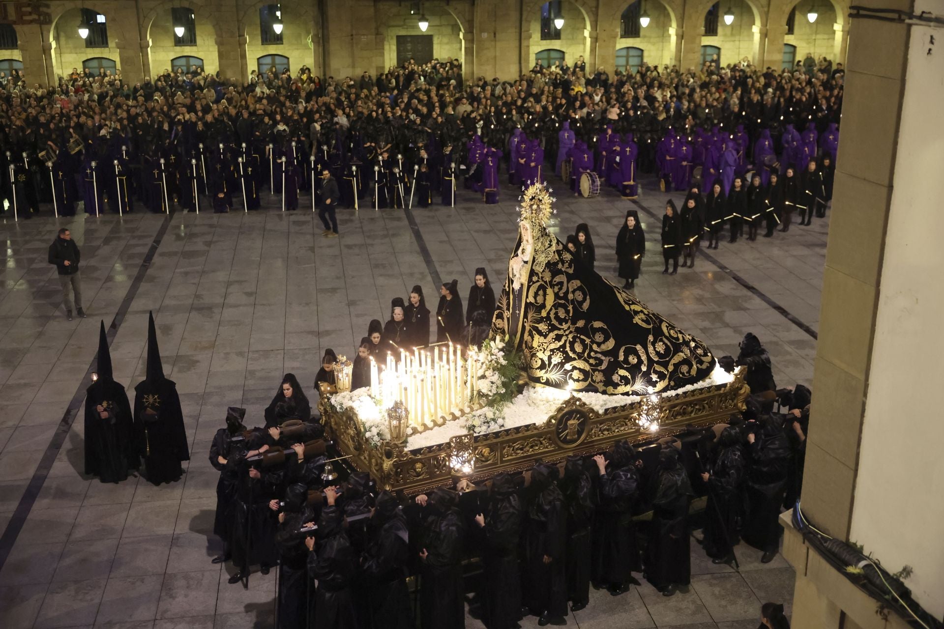 Procesión del Encuentro en Avilés