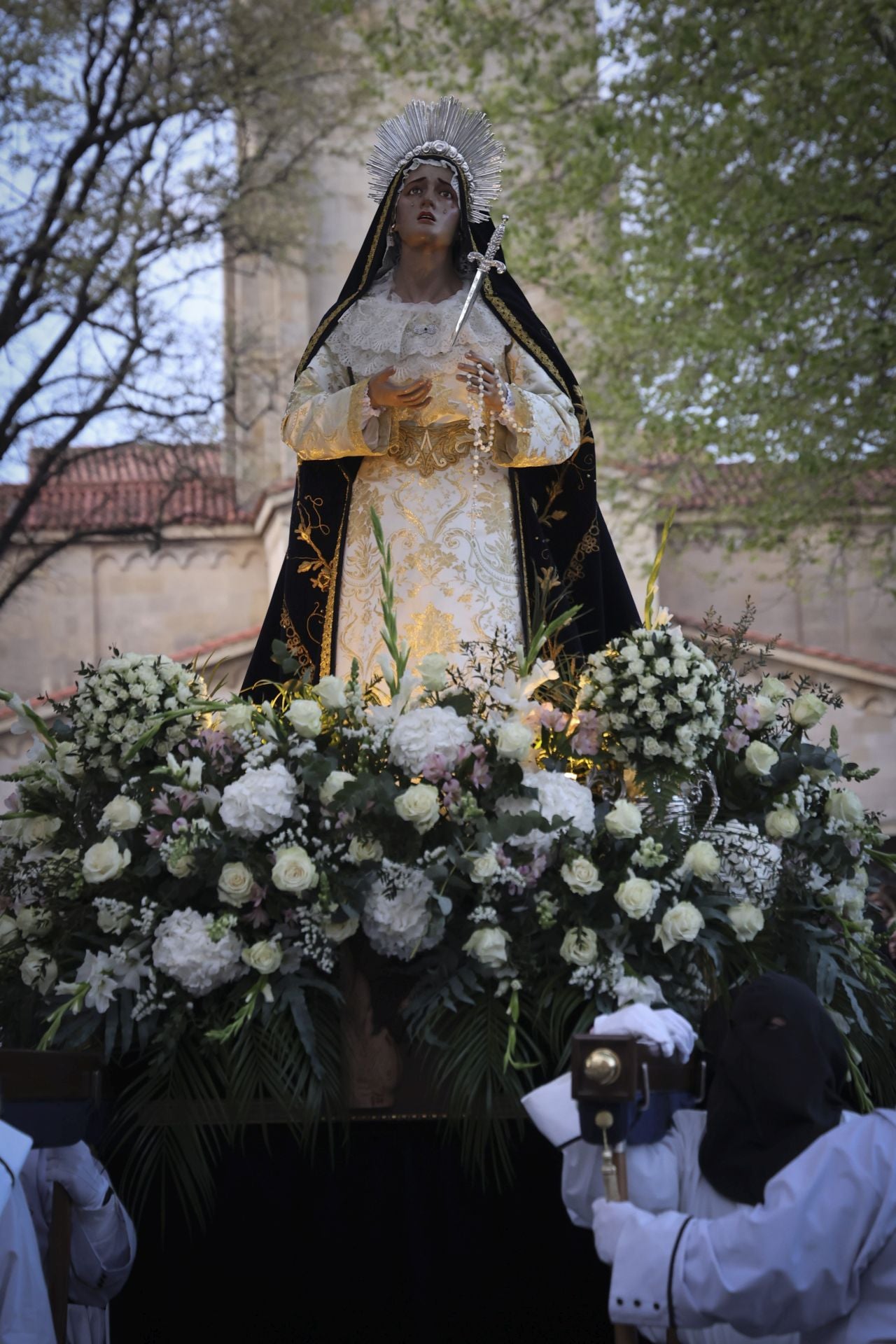 El Encuentro Camino del Calvario recorre Gijón