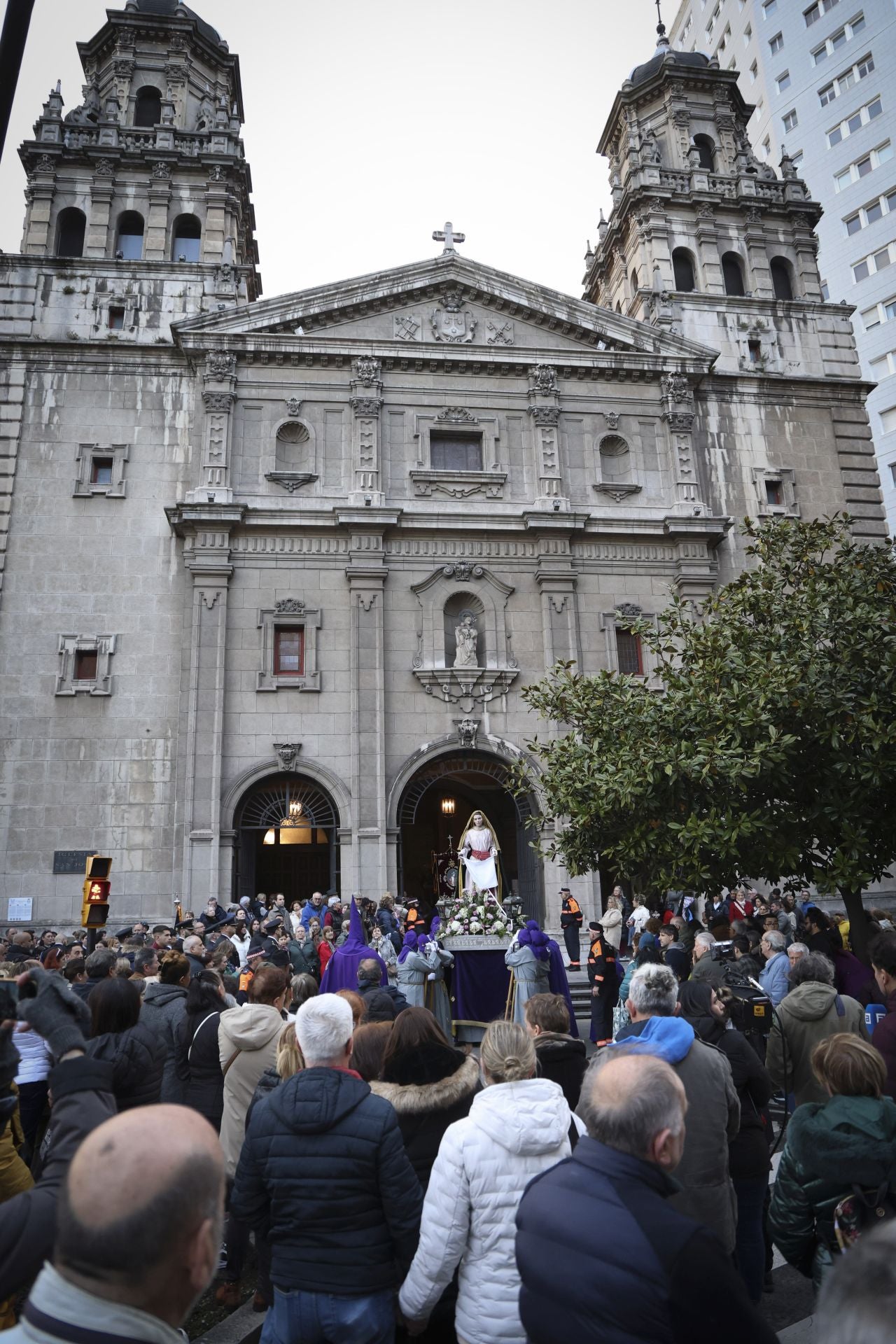 El Encuentro Camino del Calvario recorre Gijón