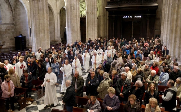 La Catedral, llena para la misa de la Cena del Señor.