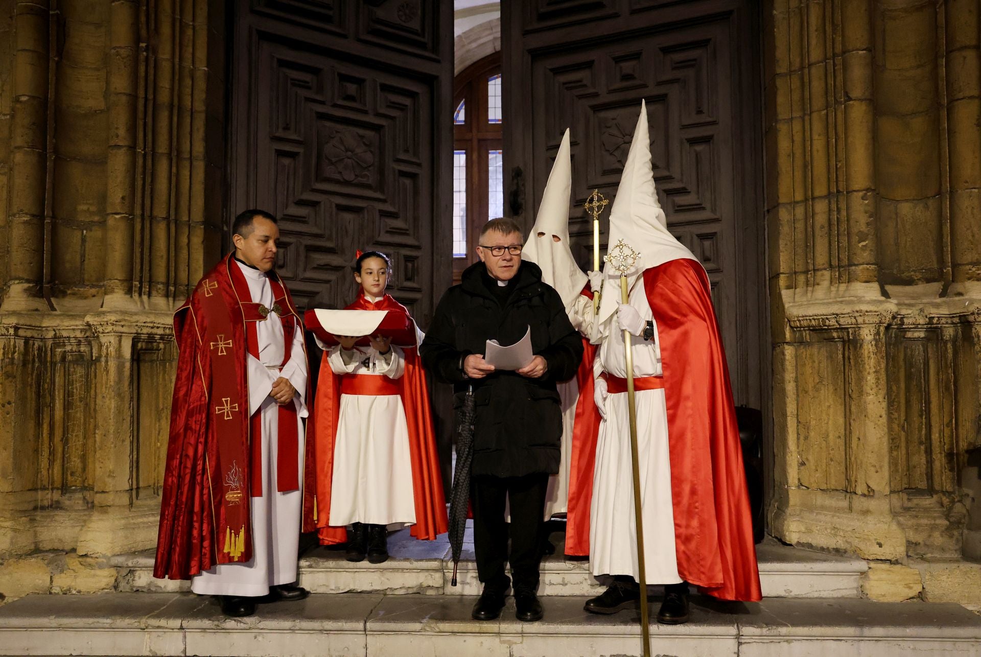 Jesús Cautivo recorre las calles de Oviedo