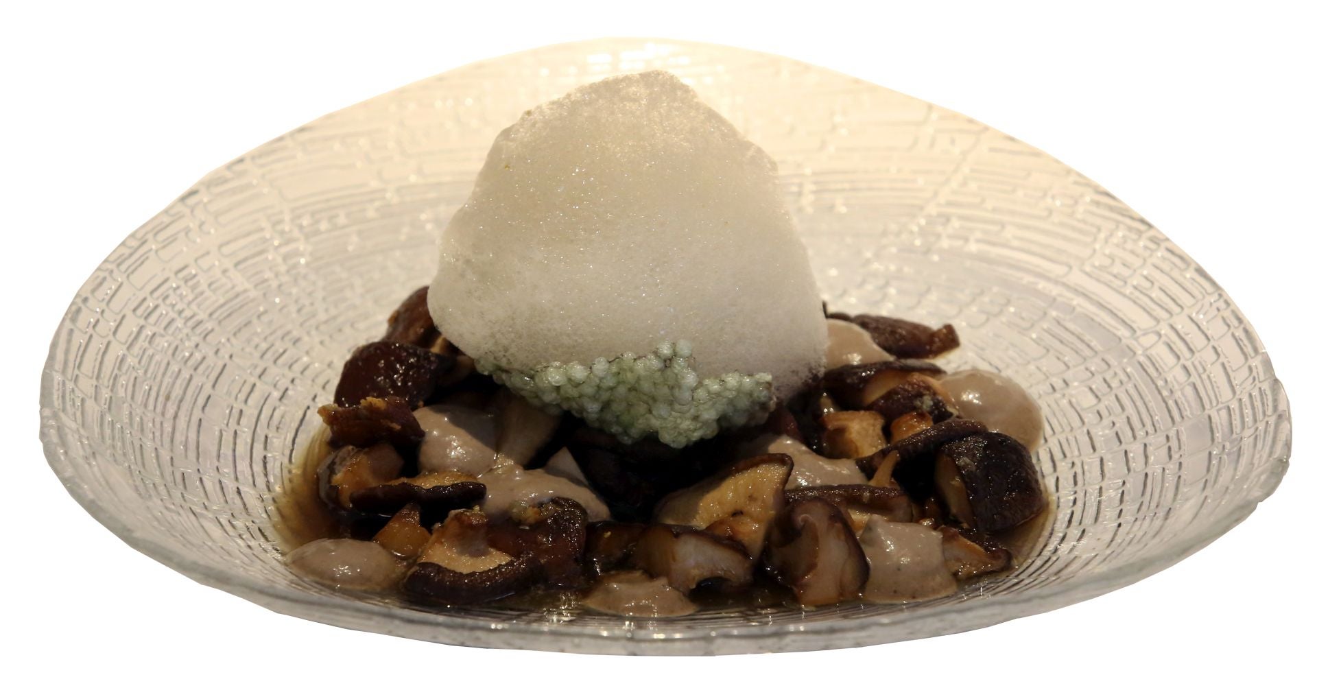Plato de guiso de setas del restaurante La Mendiga, en Mieres