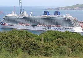 El Britannia, en junio del pasado año, en El Musel.