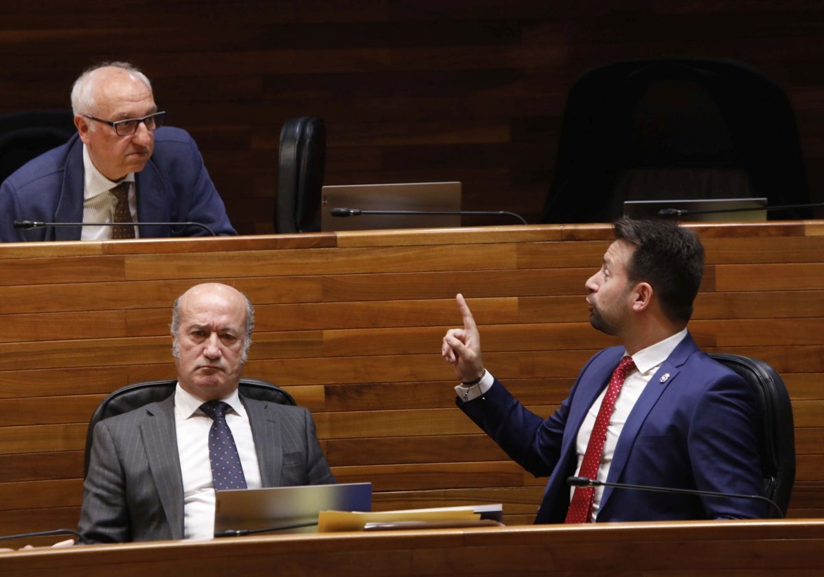 El PP de Asturias critica la remodelación del «gobierno collage» de Barbón