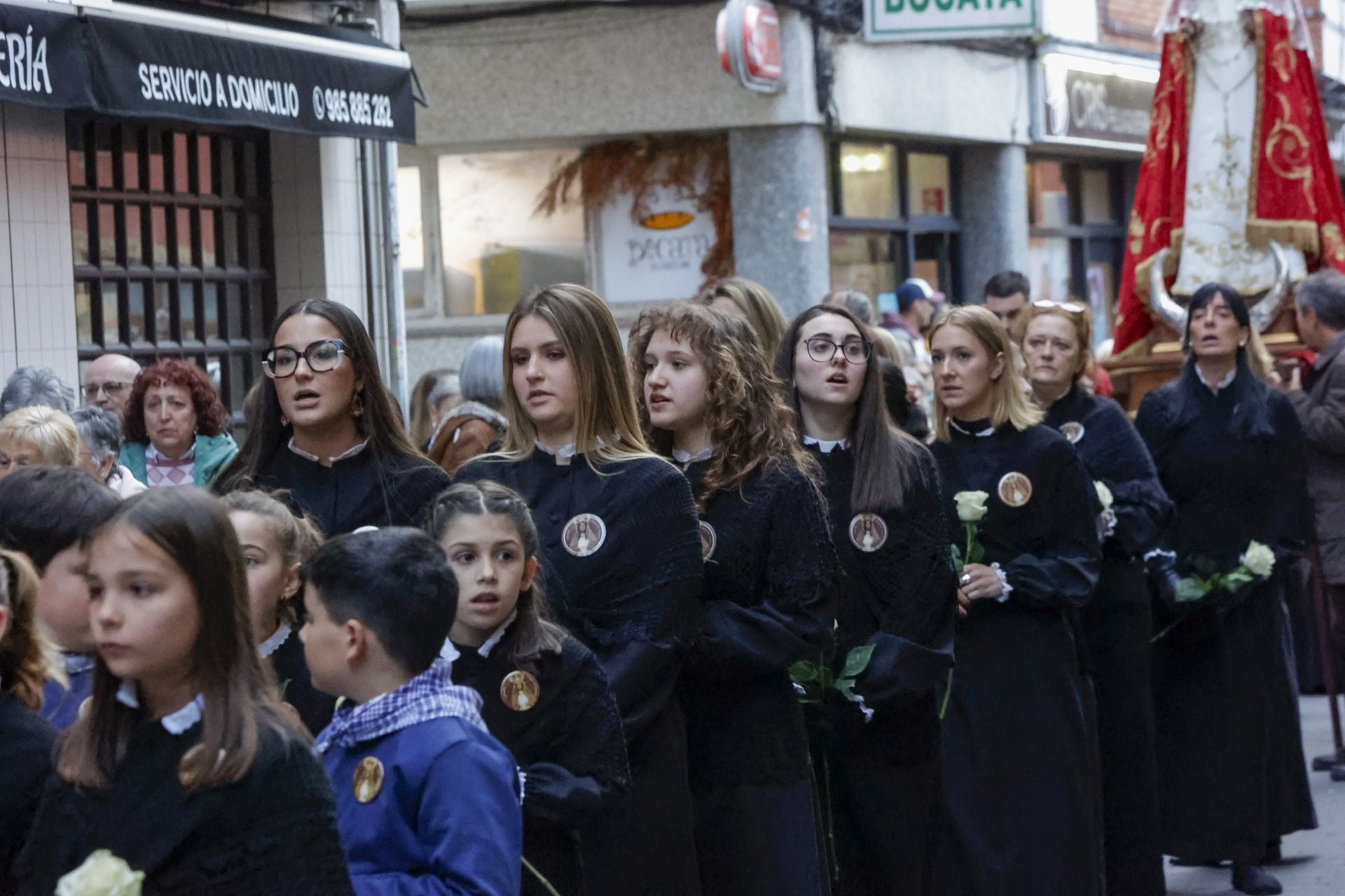 Procesión de la Virgen del Rosario en Candás