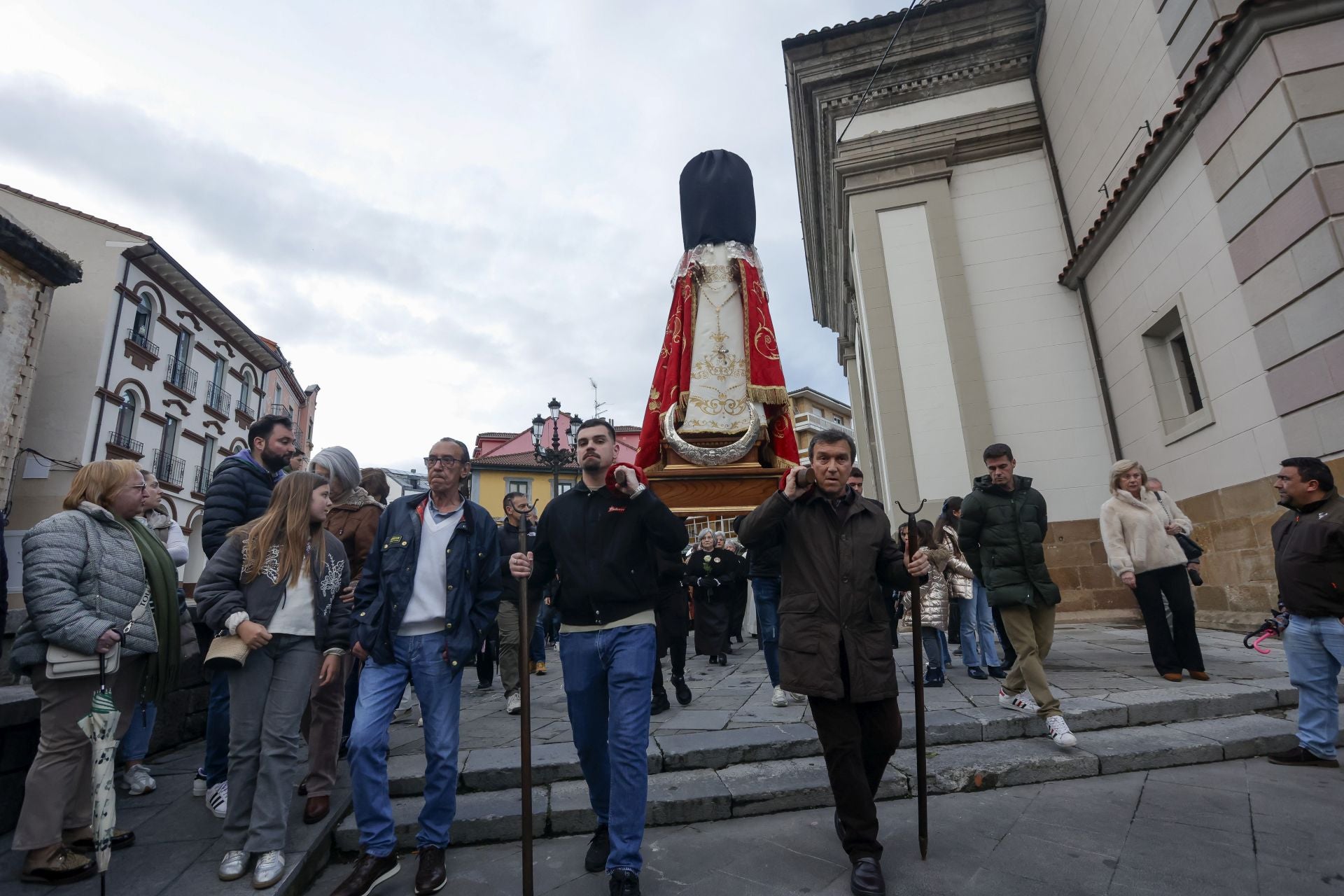 Procesión de la Virgen del Rosario en Candás