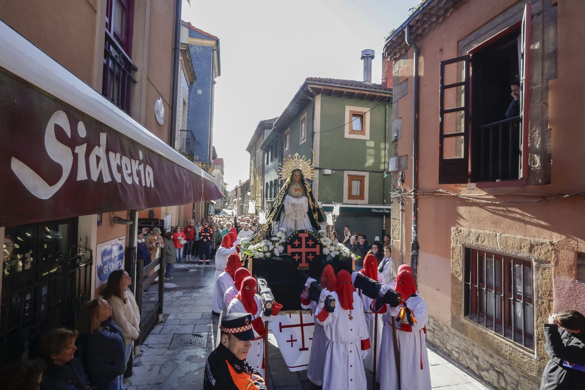 Emoción en el recorrido de La Soledad en Gijón