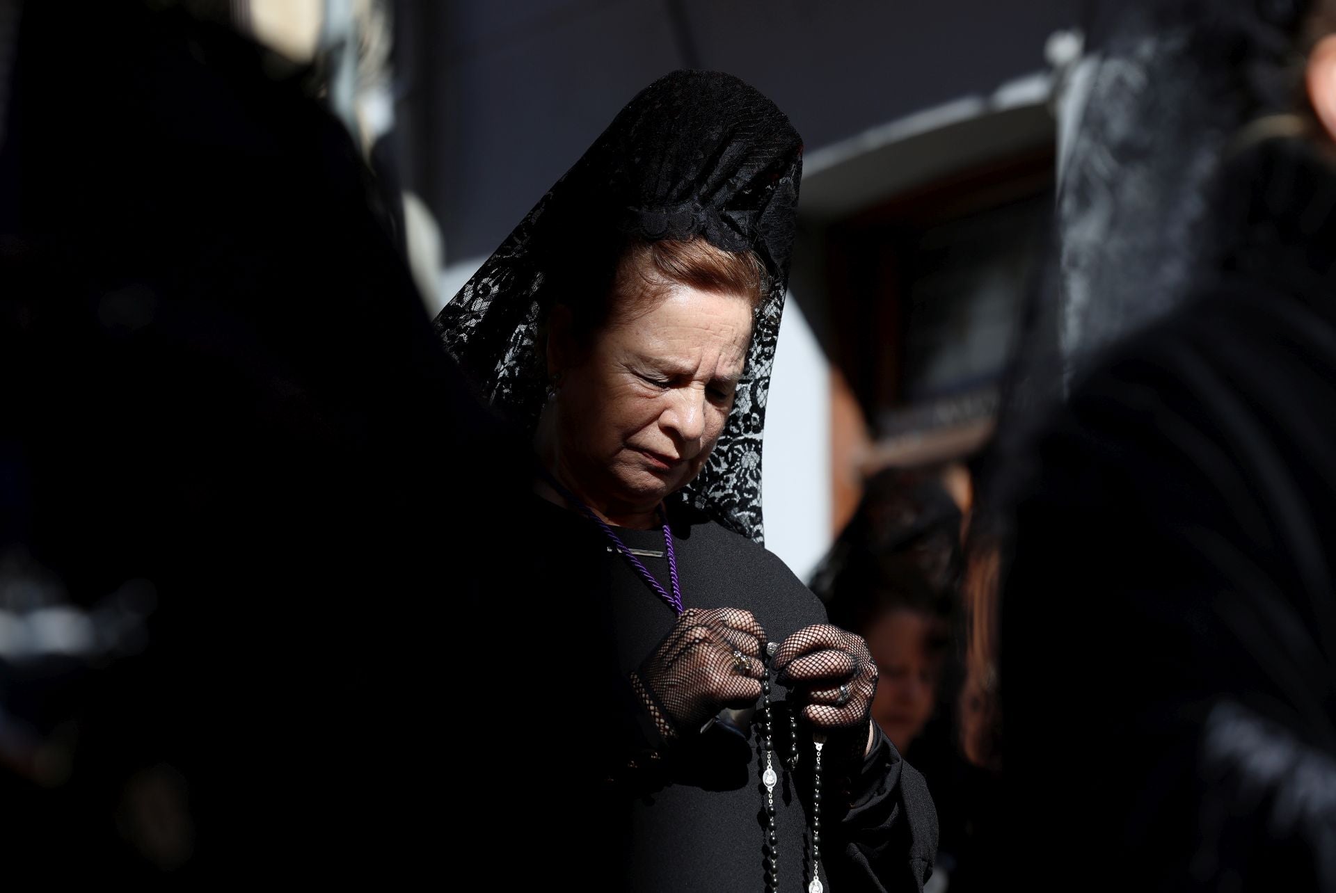 Fotos: La procesión de la Soledad en Oviedo