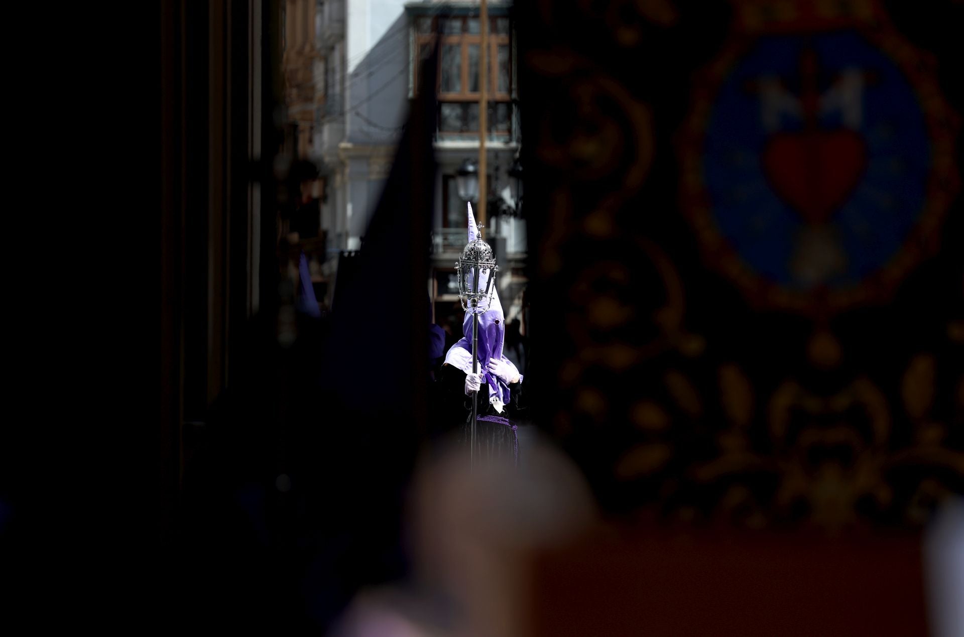 Fotos: La procesión de la Soledad en Oviedo