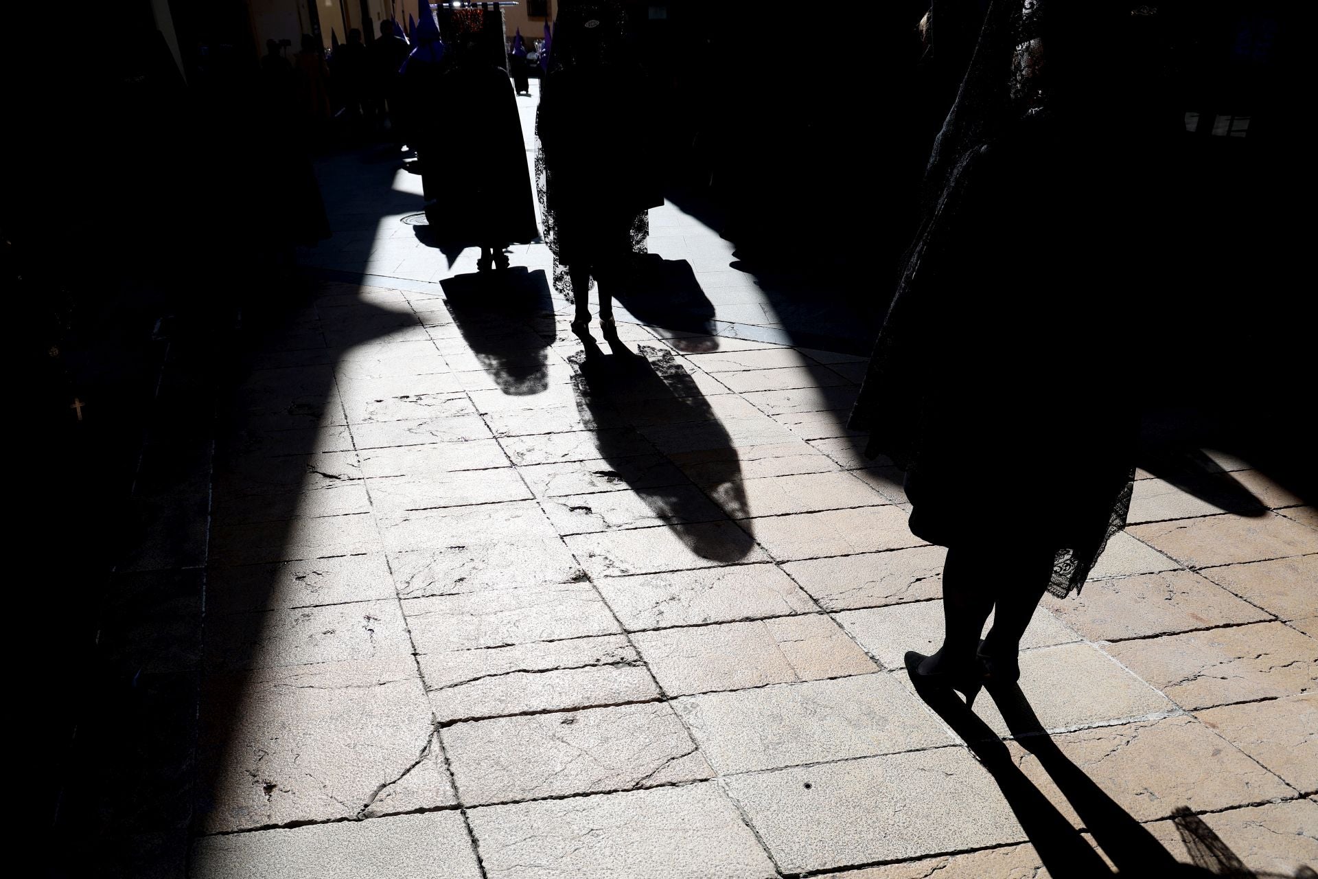Fotos: La procesión de la Soledad en Oviedo