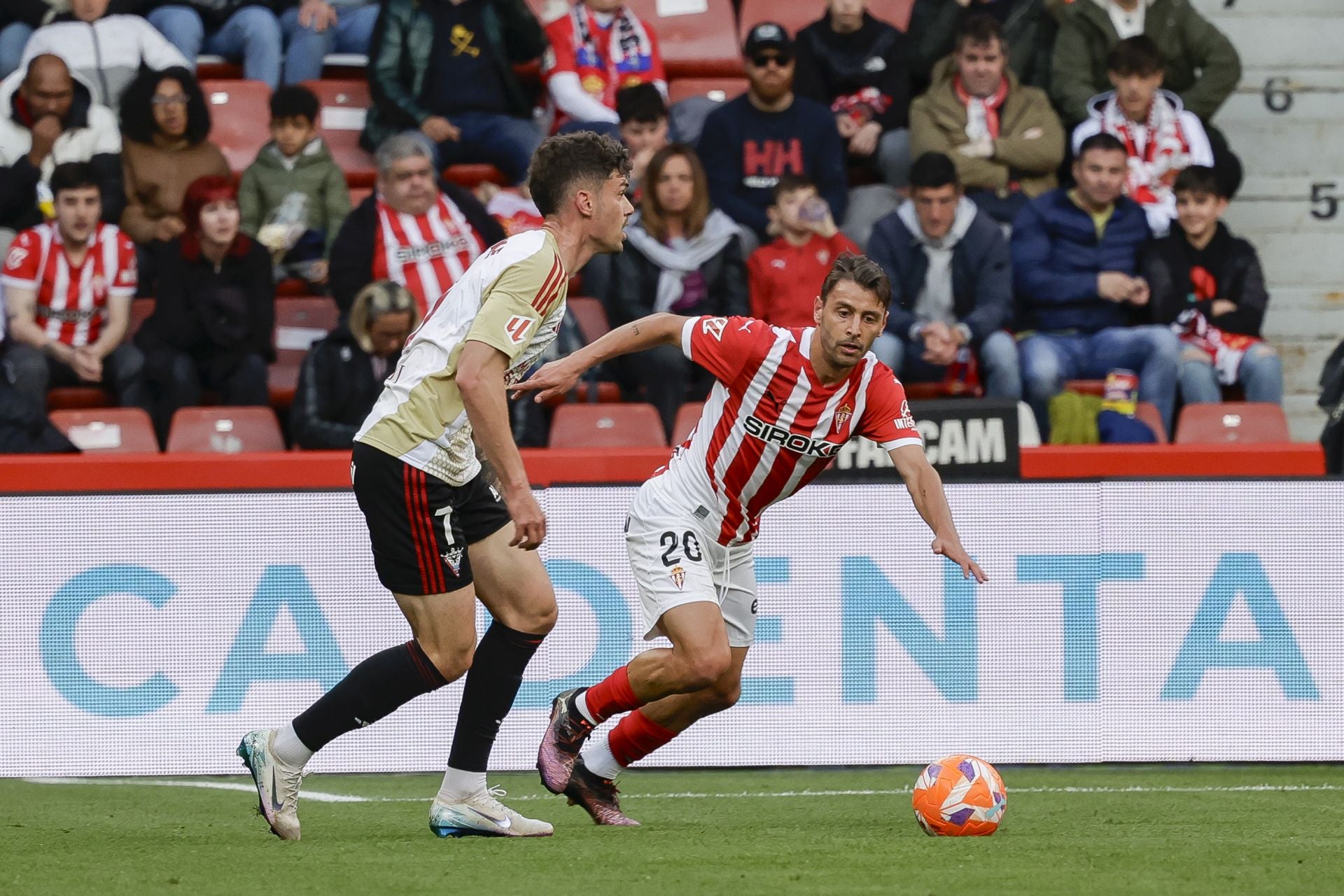 Las mejores imágenes del Sporting - Mirandés en El Molinón