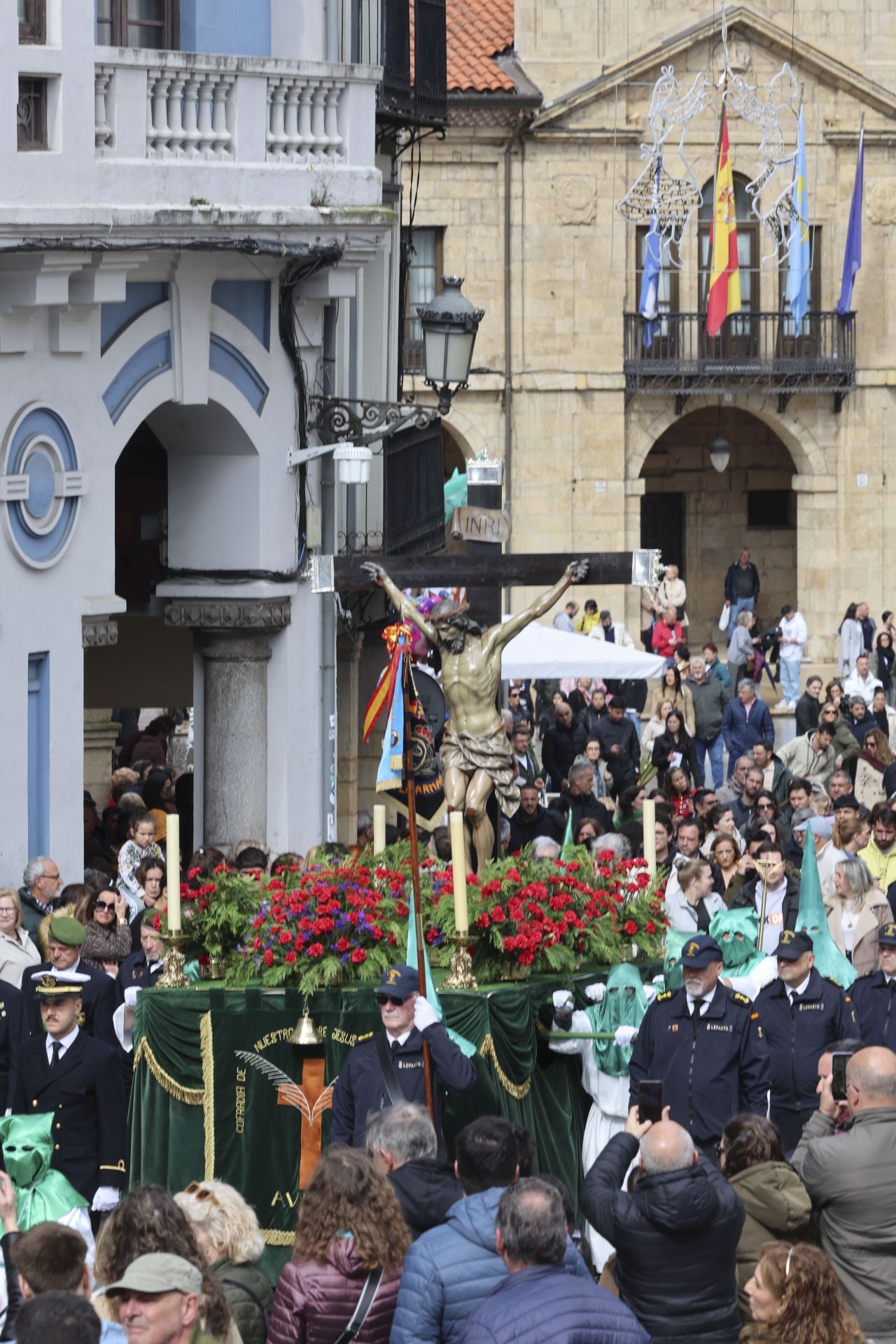 La asistencia a todas las procesiones fue masiva.