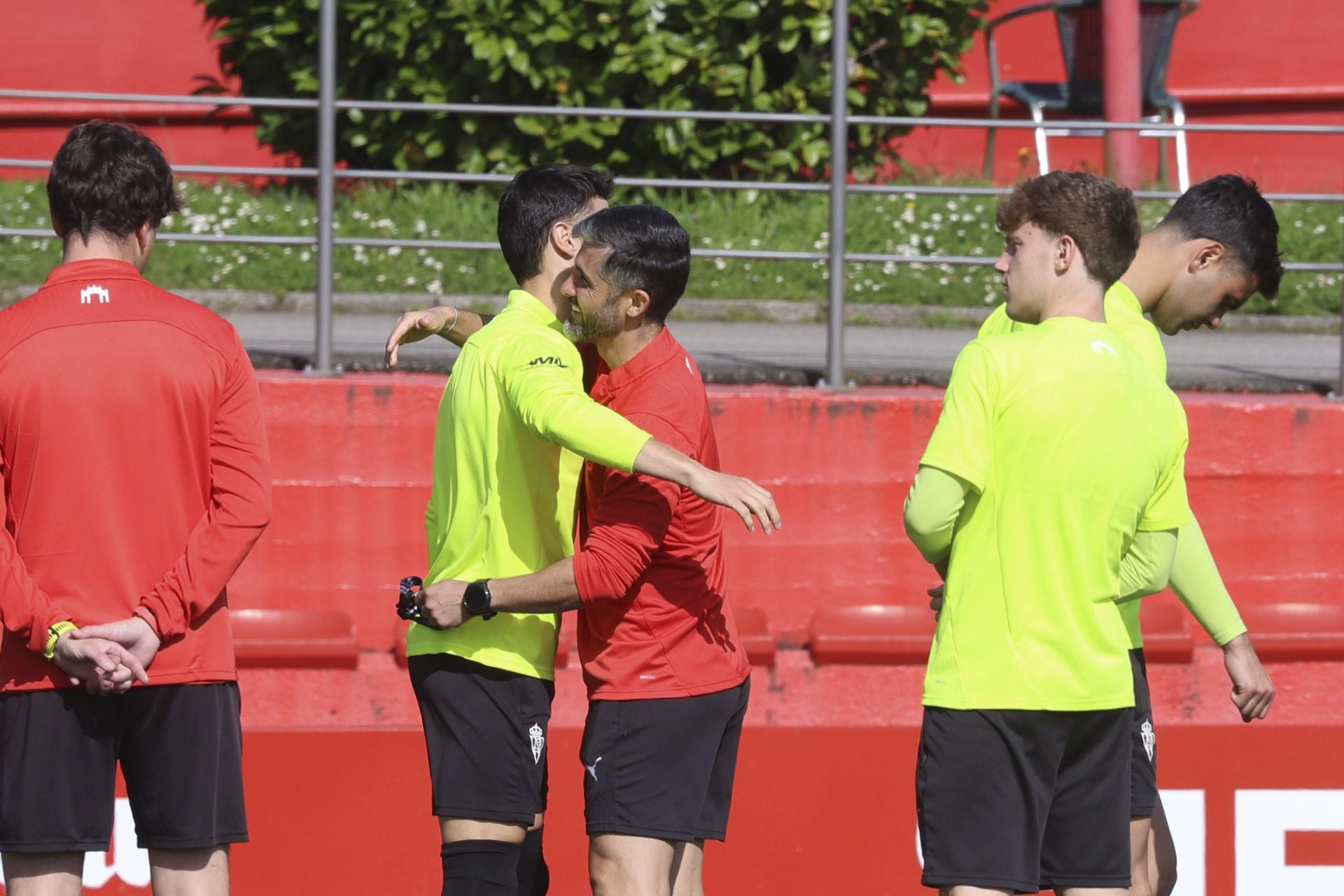 Entrenamiento del Sporting de Gijón en Mareo: próxima parada a Cádiz