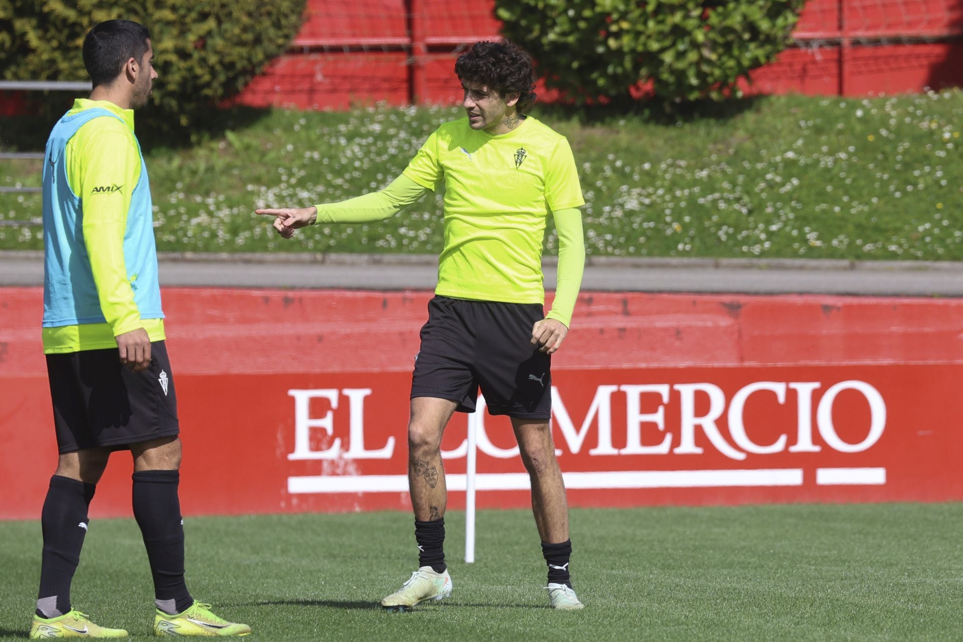 Entrenamiento del Sporting de Gijón en Mareo: próxima parada a Cádiz