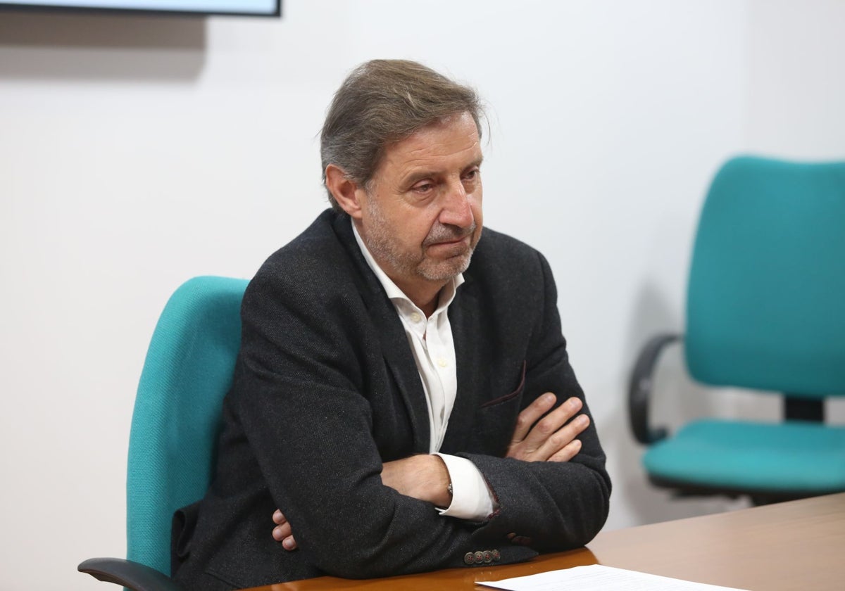 Fernández Llaneza denuncia que continúan «los destrozos» en el Naranco por las talas