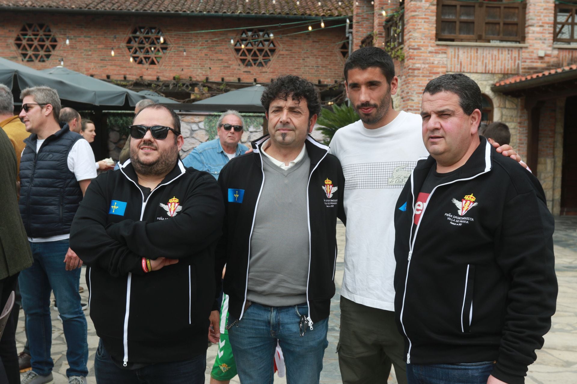 Primer encuentro de aficionados del Sporting de Gijón en Cangas de Onís