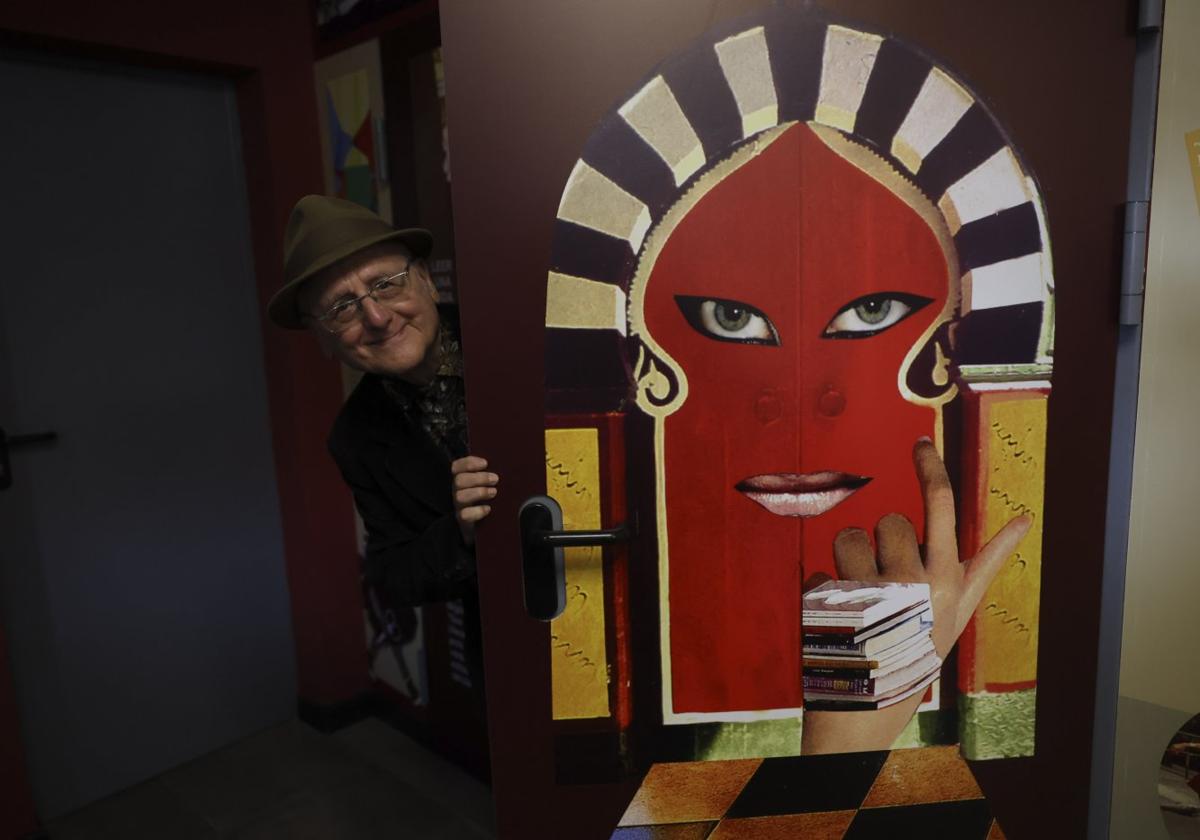 La trayectoria literaria y el arte de Paco Abril se repasan en El Llar