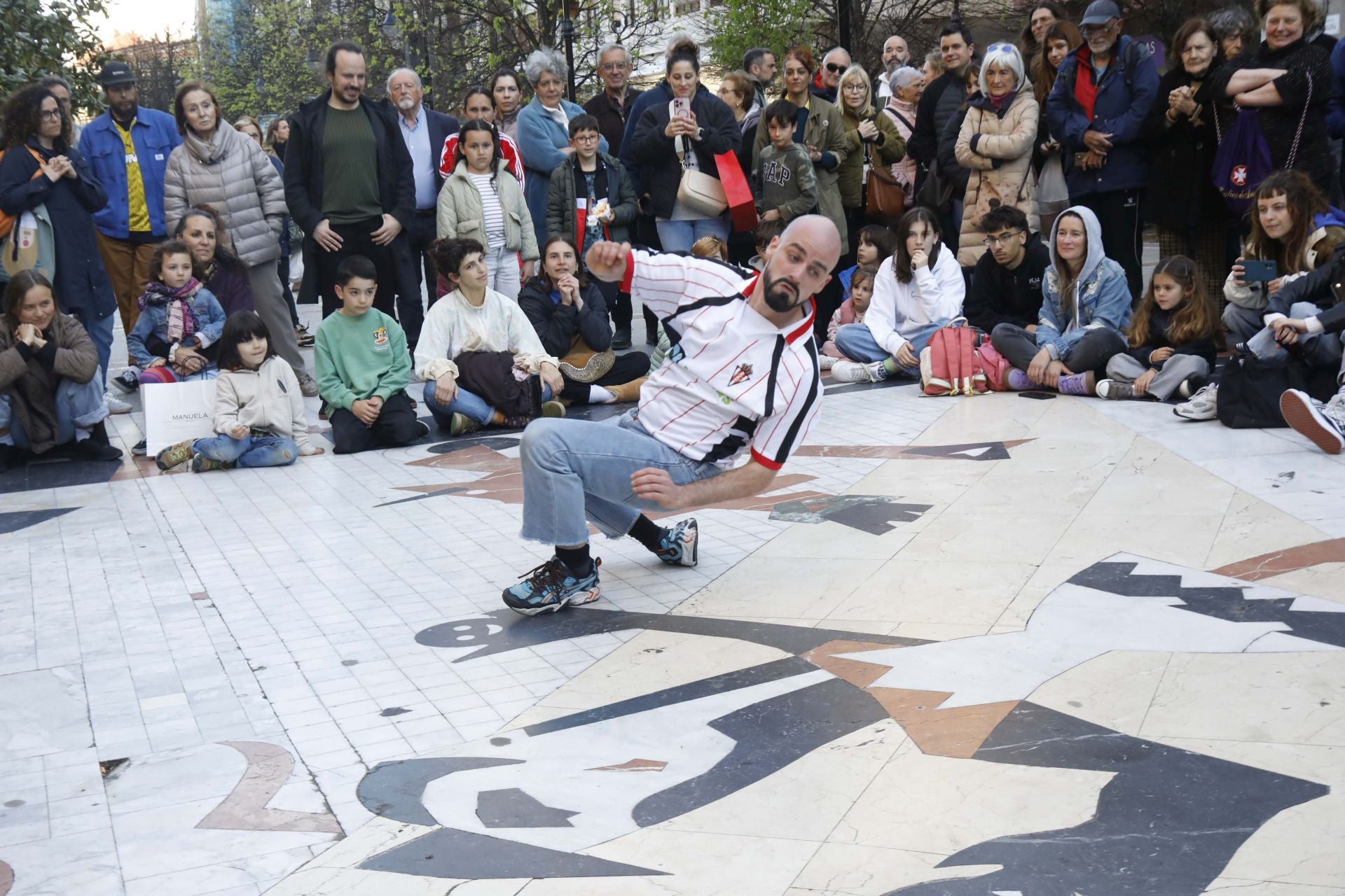 &#039;Escena en danza&#039; conquista Gijón